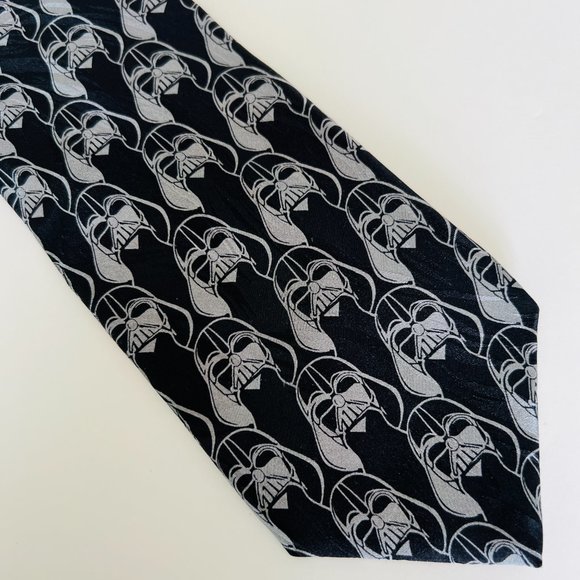 Vintage Other - VINTAGE RALPH MARLIN  Novelty Tie "Darth Vader" NWOT